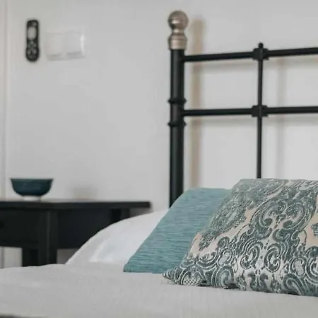 Casas Do Vale A Taberna Casa Ideal 2 *